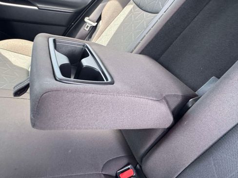 Certified 2025 Toyota RAV4 XLE AWD/4WD image 25