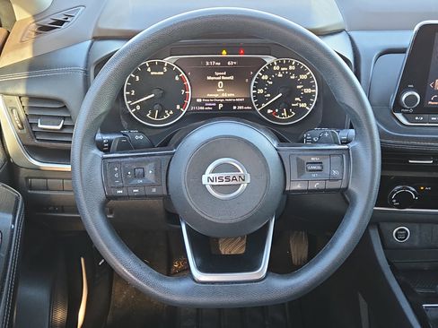 Used 2021 Nissan Rogue S image 18