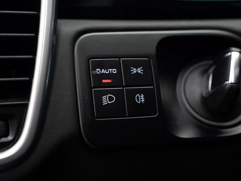 Certified 2023 Porsche Cayenne S AWD/4WD image 29