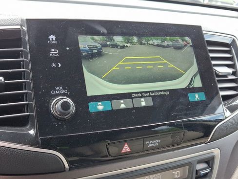 Certified 2021 Honda Pilot EX image 17