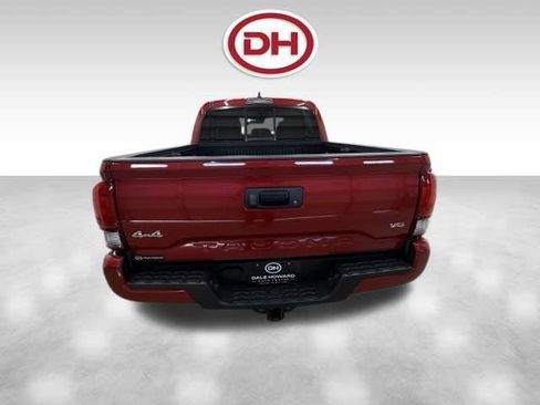 Used 2023 Toyota Tacoma SR AWD/4WD image 12