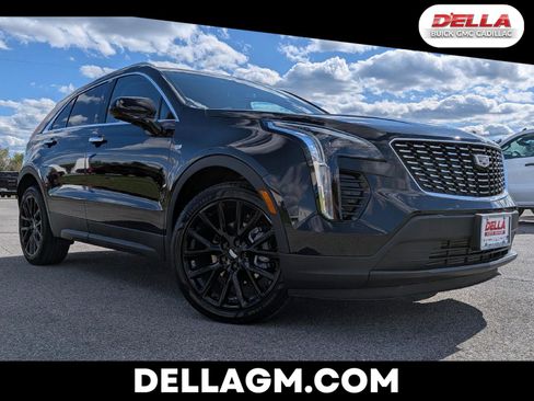 Used 2023 Cadillac XT4 Luxury w/ Cold Weather Package AWD/4WD image 1