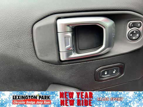 Used 2020 Jeep Gladiator Rubicon image 12