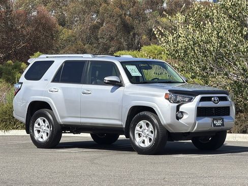 Used 2014 Toyota 4Runner SR5 Premium AWD/4WD image 8