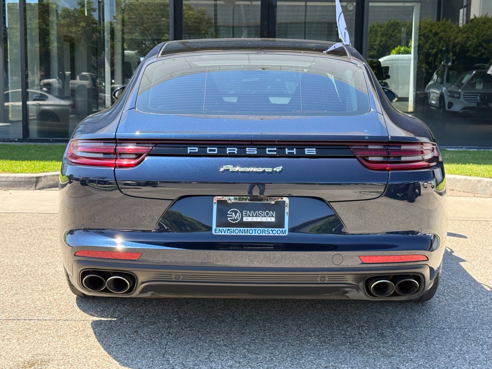 Used 2019 Porsche Panamera 4 AWD/4WD image 13