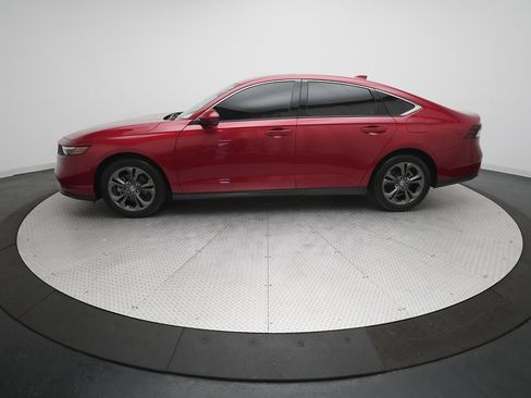 Used 2023 Honda Accord EX image 23