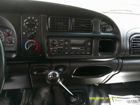 Used 2001 Dodge Ram 1500 Truck 2WD Regular Cab image 12