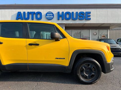 Used 2015 Jeep Renegade Sport w/ Power & Air Group AWD/4WD image 38