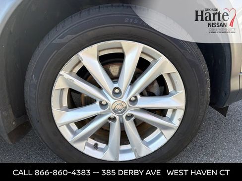 Used 2017 Nissan Rogue Sport SV w/ SV Premium Package AWD/4WD image 25