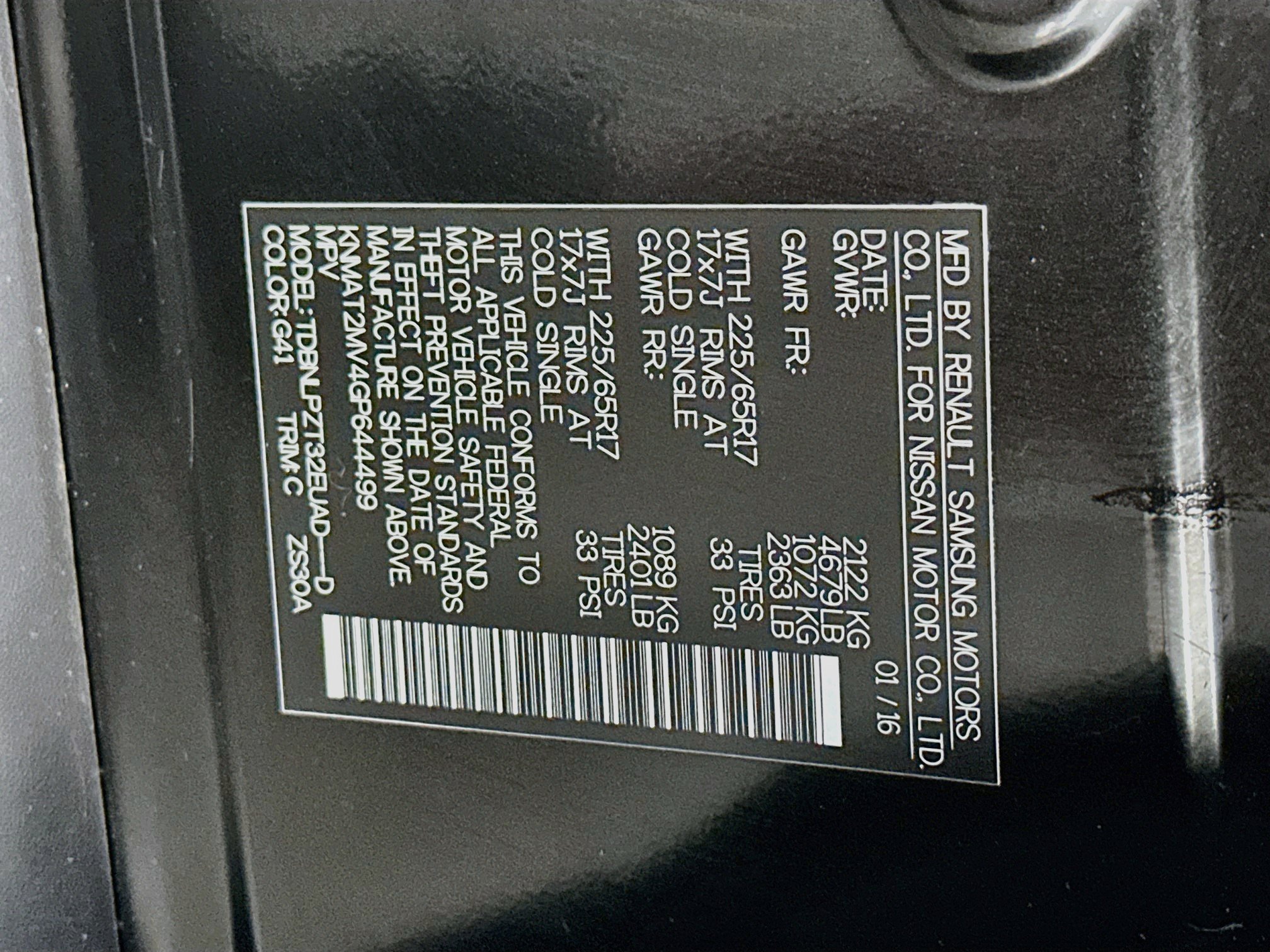 Used 2016 Nissan Rogue S w/ Appearance Package AWD/4WD image 12