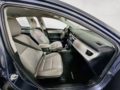 Used 2016 Toyota Corolla LE FWD image 31