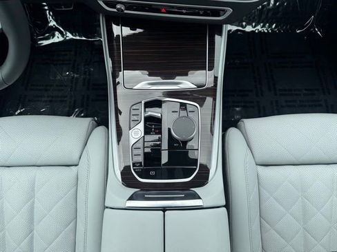 Certified 2026 BMW X5 xDrive40i w/ M Sport Package AWD/4WD image 24