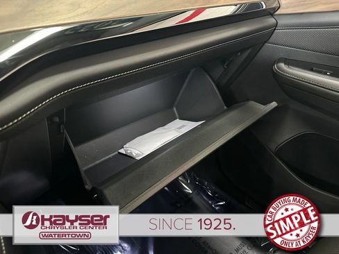 Used 2025 Volkswagen Atlas SE AWD/4WD image 27