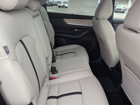 New 2026 MAZDA CX-90 3.3 Turbo w/ Preferred Package image 8