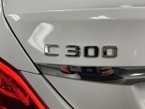 Used 2018 Mercedes-Benz C 300 4MATIC Sedan image 32
