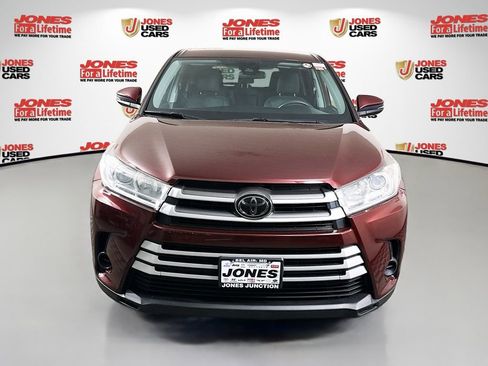Certified 2019 Toyota Highlander LE w/ Protection Package #3 AWD/4WD image 11