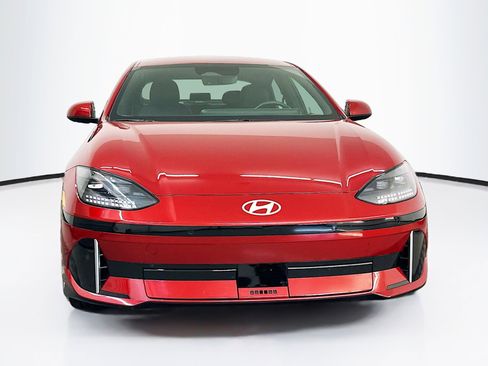 Used 2024 Hyundai Ioniq 6 SEL AWD/4WD image 2