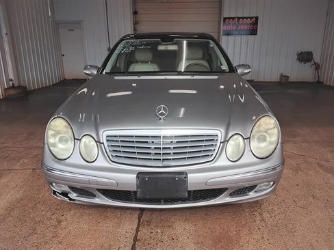 Used 2006 Mercedes-Benz E 350 Sedan image 7