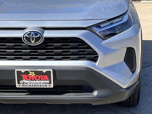 Used 2025 Toyota RAV4 XLE image 8