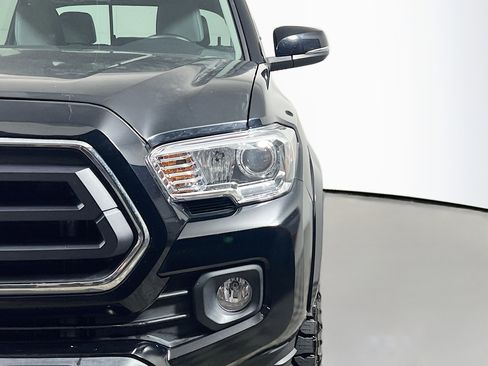 Used 2022 Toyota Tacoma SR5 image 11