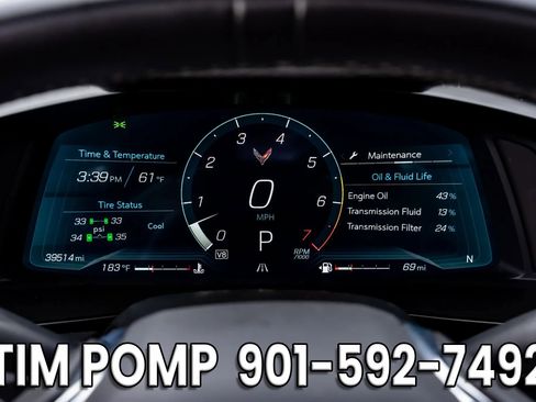 Used 2023 Chevrolet Corvette Stingray Coupe w/ Z51 Performance Package image 23