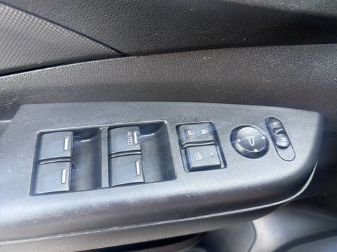 Used 2016 Honda CR-V SE image 24