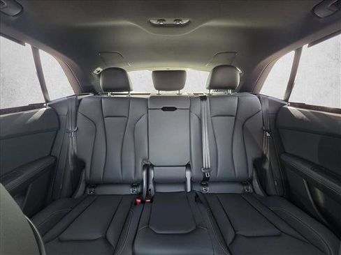 New 2026 Audi Q8 Premium Plus image 17