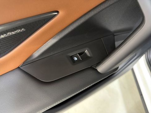 New 2026 Volkswagen Tiguan SEL R-Line image 25