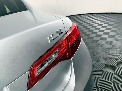 Used 2013 Acura ILX w/ Premium Package FWD image 11