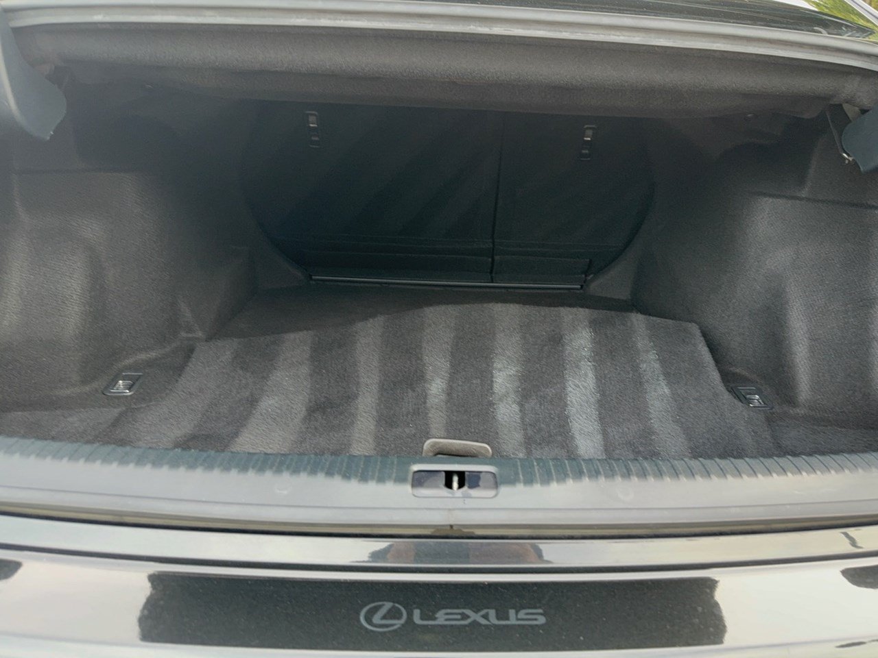 Used 2017 Lexus IS 300 AWD w/ Premium Package image 28