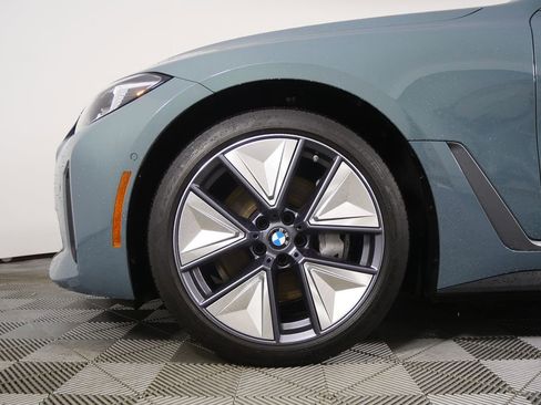 Certified 2025 BMW i4 eDrive40 image 7