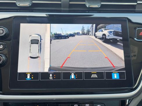 Used 2022 Chevrolet Bolt EUV Premier FWD image 30