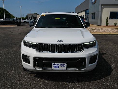 Used 2022 Jeep Grand Cherokee Overland w/ Adv Protech Group III AWD/4WD image 10