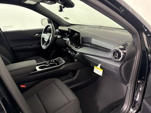 New 2026 Chevrolet Equinox LT w/ Midnight Edition FWD image 16