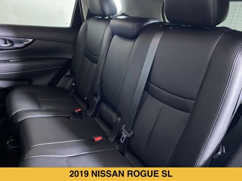 Used 2019 Nissan Rogue SL w/ Premium Package FWD image 14