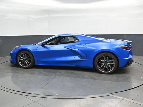 Used 2024 Chevrolet Corvette Stingray Premium Conv w/ Stealth Interior Trim Package RWD image 8