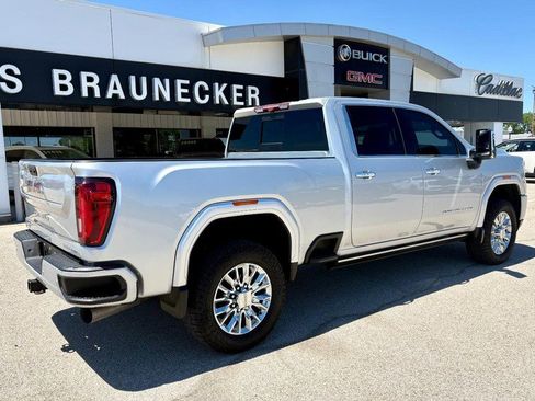 Used 2022 GMC Sierra 2500 Denali w/ Denali Ultimate Package AWD/4WD image 3