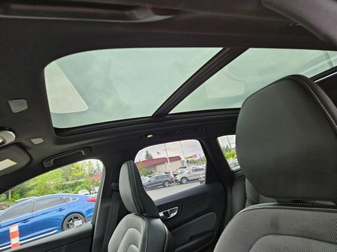 Used 2024 Volvo XC60 T8 Ultimate w/ Protection Package AWD/4WD image 20