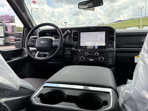 New 2026 Ford F350 Lariat w/ Tremor Off-Road Package image 29