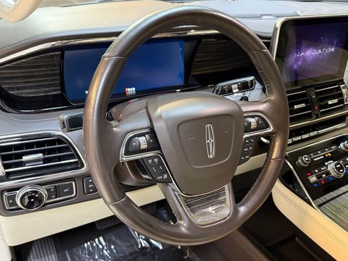Used 2021 Lincoln Navigator Black Label AWD/4WD image 16