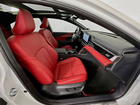 Used 2025 Toyota Camry XSE FWD image 29