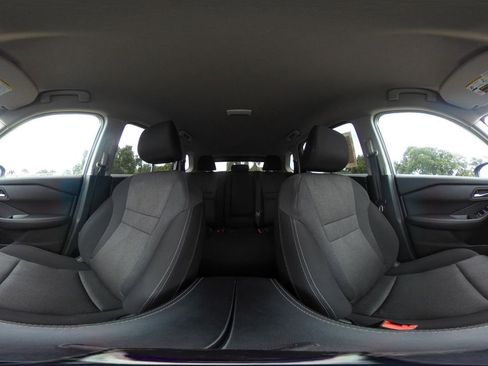 Used 2025 Nissan Rogue SV AWD/4WD image 44