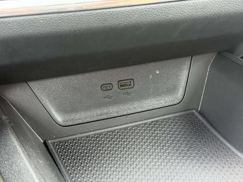 Used 2025 Chevrolet Equinox LT w/ Convenience Package II AWD/4WD image 29
