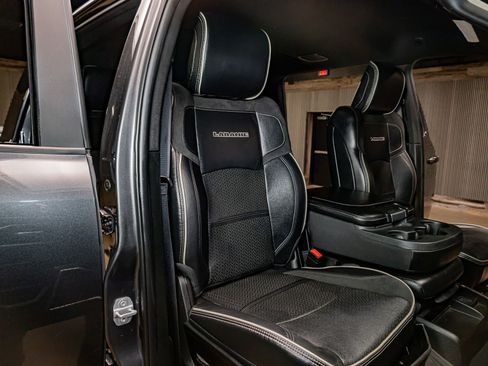 Used 2022 RAM 3500 Laramie w/ Night Edition image 27