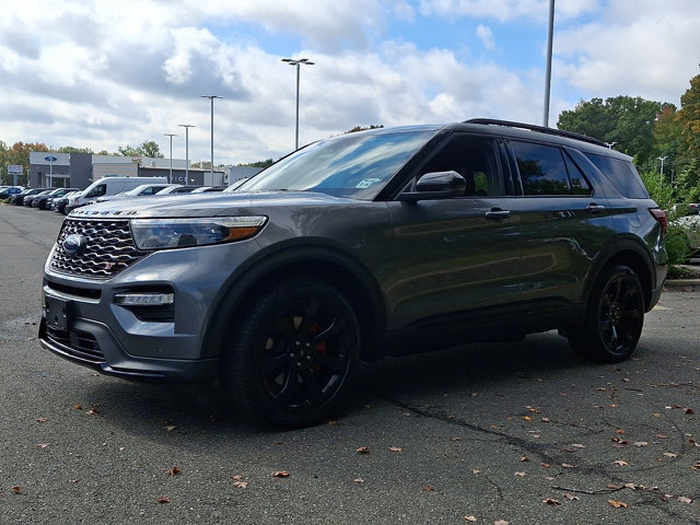Certified 2023 Ford Explorer ST w/ Equipment Group 401A AWD/4WD image 5