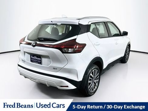 Used 2023 Nissan Kicks SV FWD image 10
