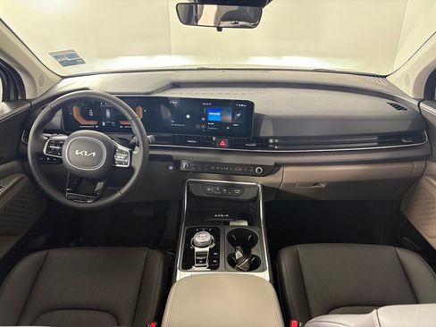 New 2026 Kia Carnival EX FWD image 37