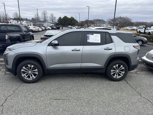 Certified 2025 Chevrolet Equinox LT image 7