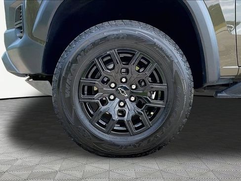 Used 2024 Chevrolet Colorado Trail Boss w/ LPO, Skid Plate Package AWD/4WD image 21