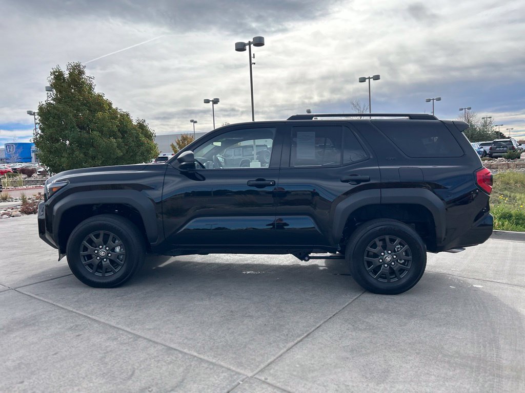 Used 2026 Toyota 4Runner SR5 AWD/4WD image 4